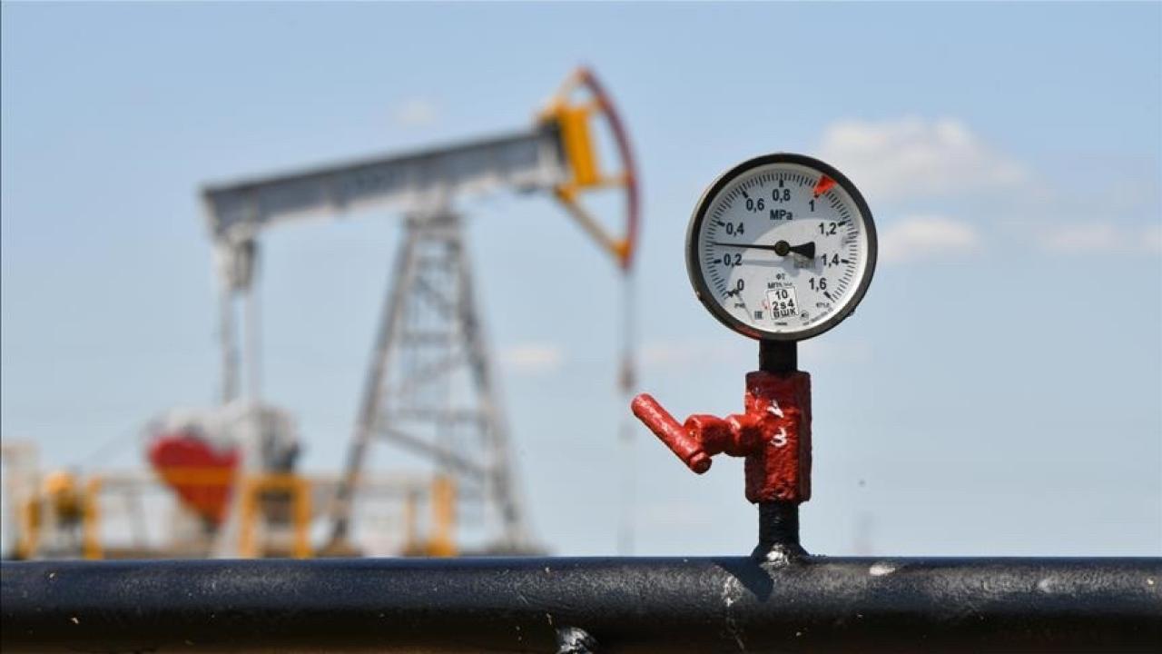 Brent petrol 100 doların altına geriledi