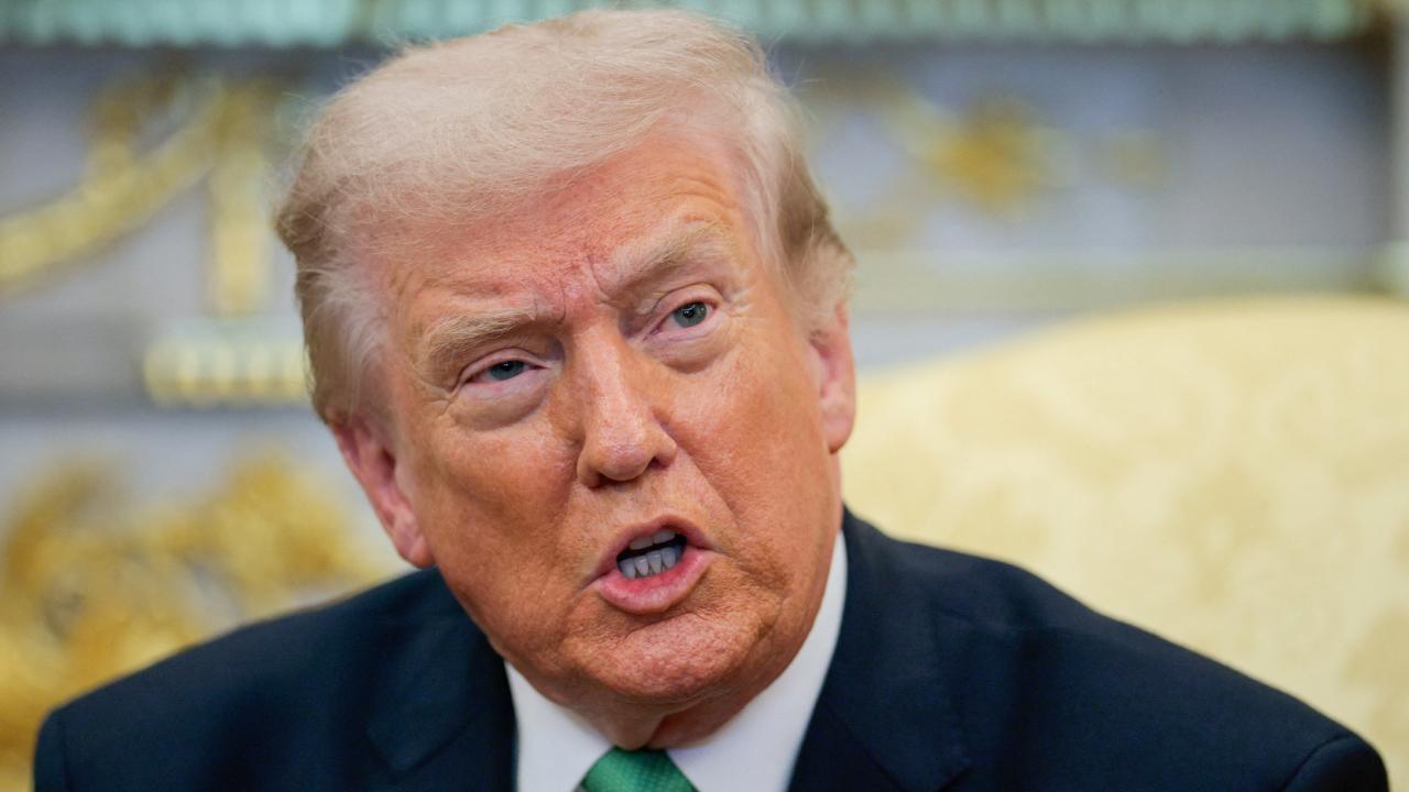 Trumptan Almanya Şansölyesi Merze: Kendi ülkenle ilgilen