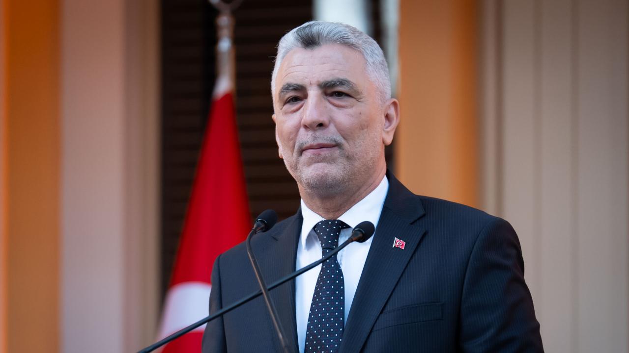 Bakan Bolat: Hollanda ile ticaret hacmi hedefimiz yıl sonunda 15 milyar dolar seviyesi