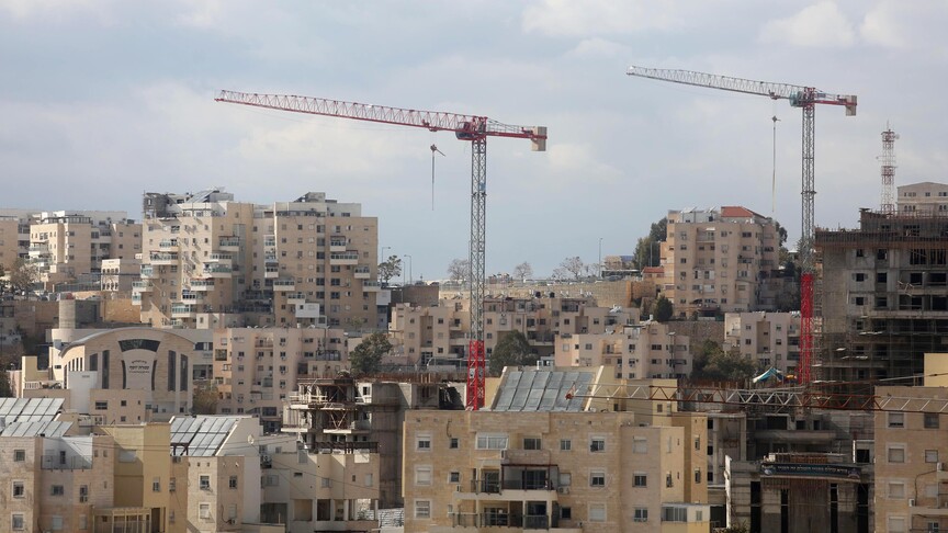 İsrail, Batı Şeria'da gasbedilen Filistin topraklarında yasa dışı 126 konut inşasını onayladı