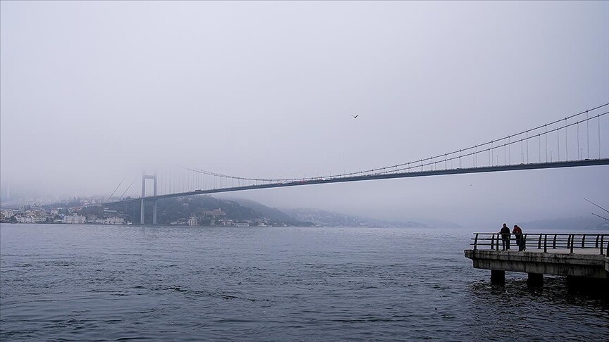 İstanbul Boğazı'nda gemi arızası nedeniyle askıya alınan deniz trafiği açıldı