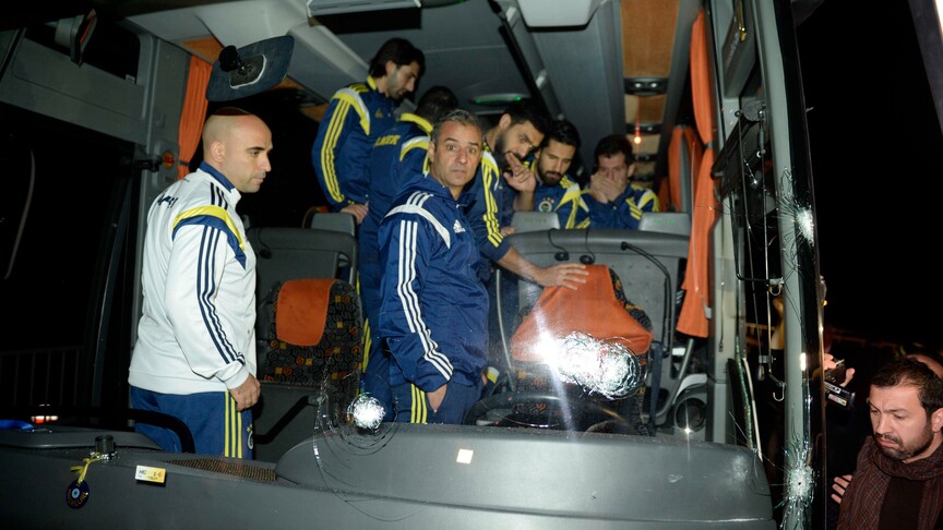AYM, Fenerbahçe takım otobüsüne saldırıya ilişkin başvuruda "ihlal yok" kararı verdi