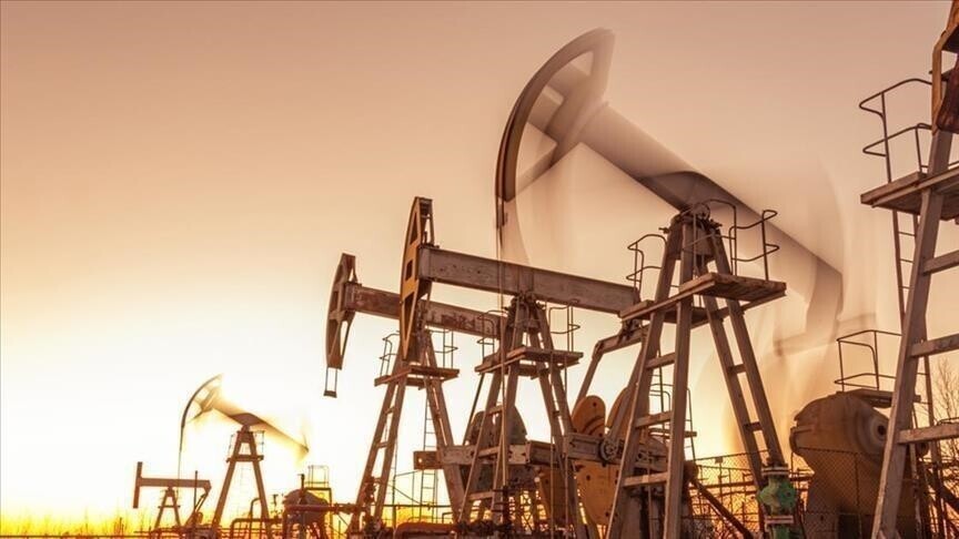 Brent petrol, Hürmüz’de gemi trafiğinin normale dönebileceği beklentisiyle 110 doların altına düştü